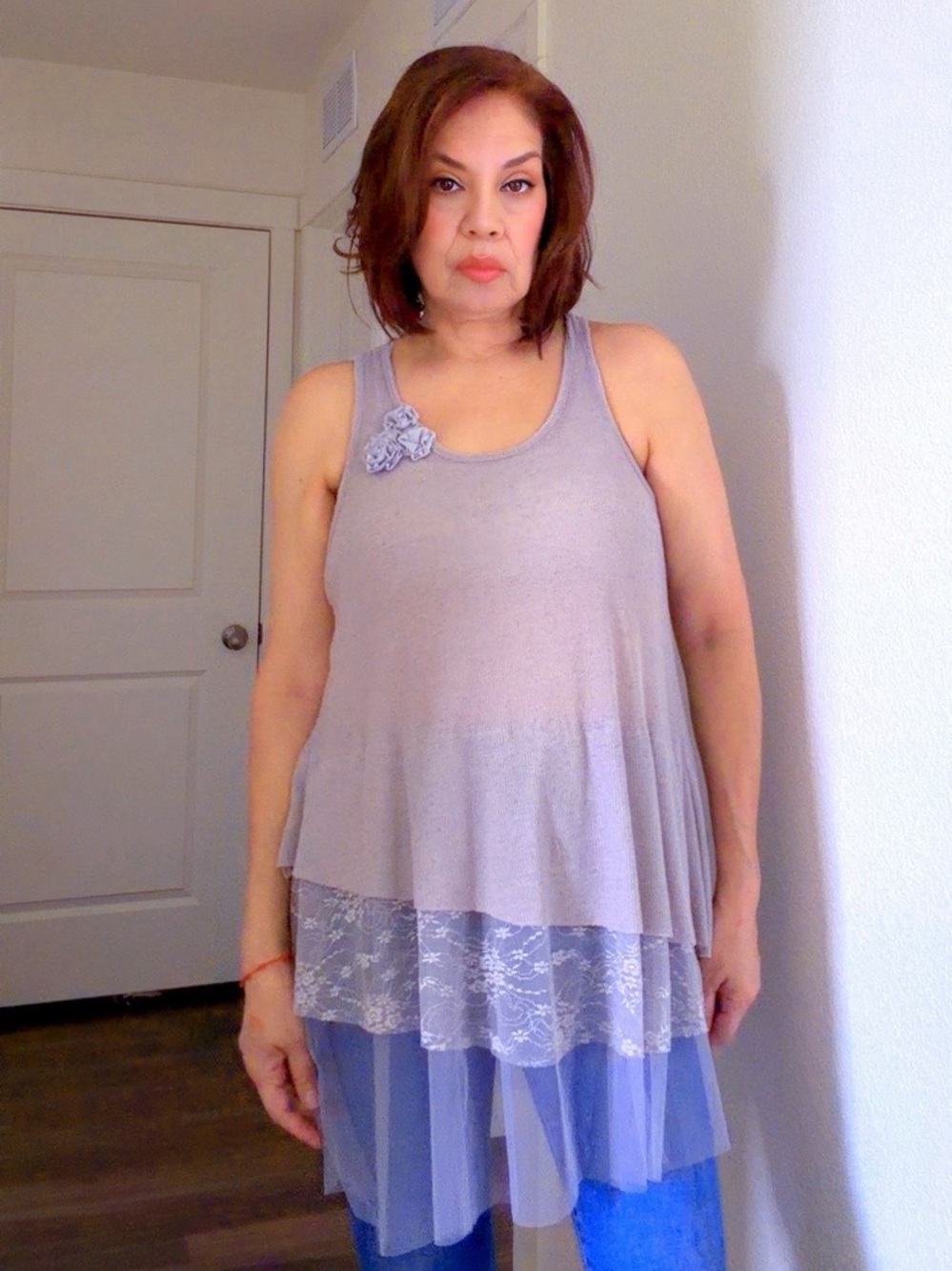 Sleeveless Layered Lace-Trim Tank Top in Light Gray